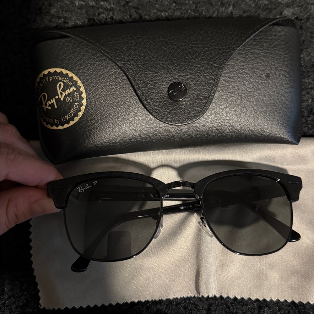 Ray-Ban Classic Black Sunglasses with Case